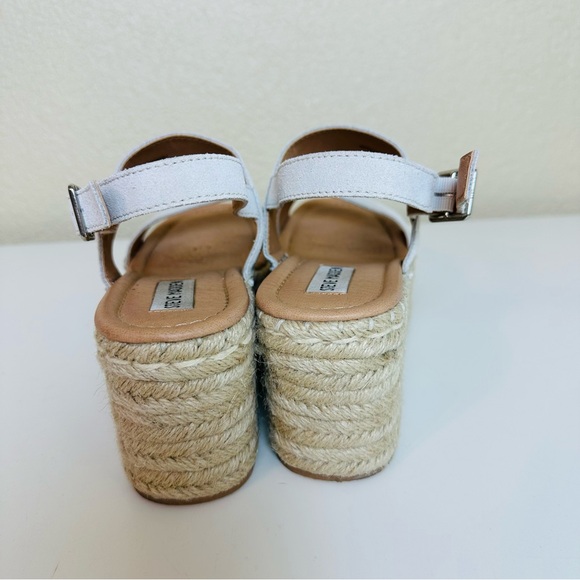 Steve Madden Bernadine Bone Suede Wedge Sandals Size 7.5 - Picture 4 of 7